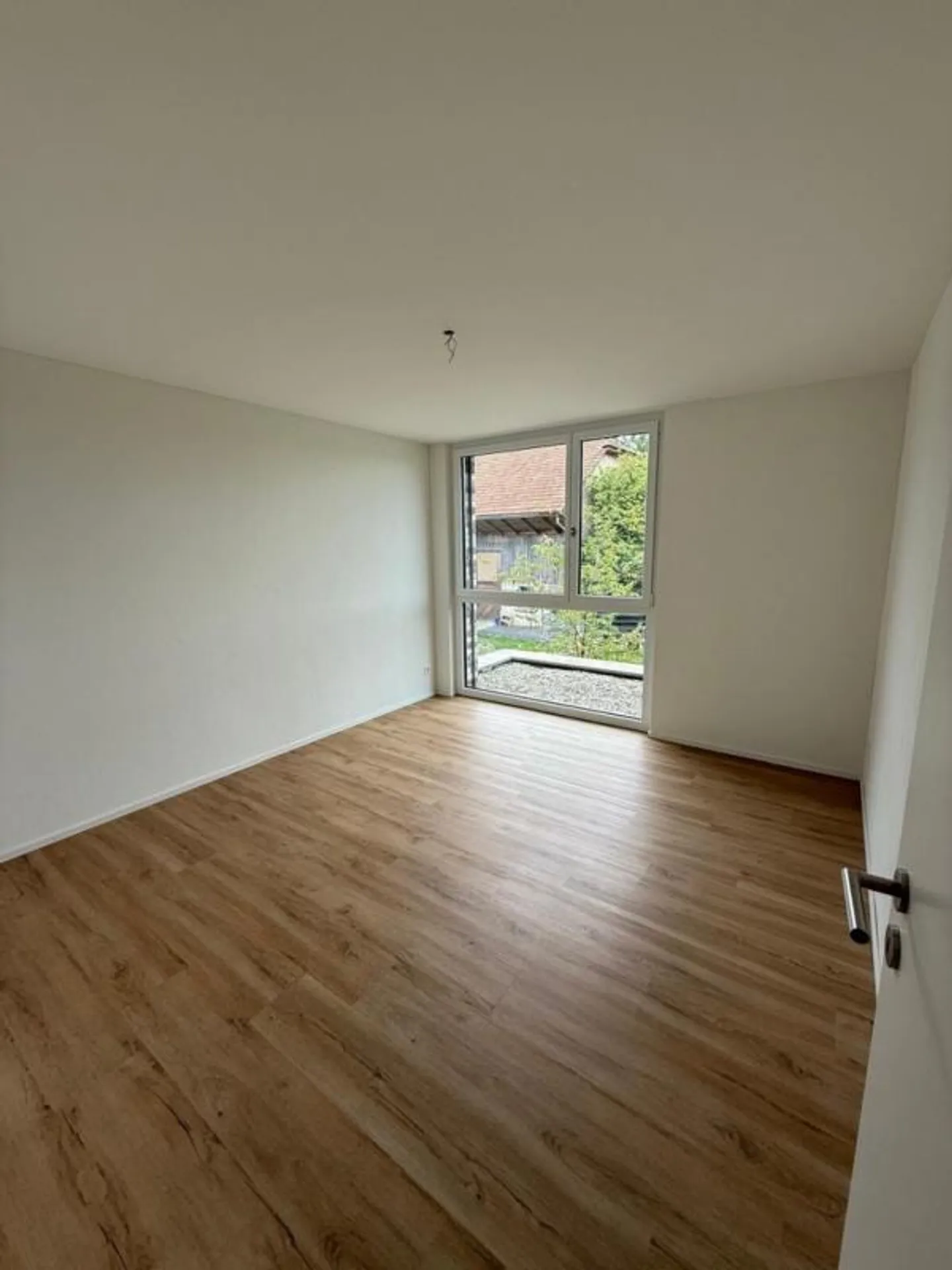 Appartement en attique avec grande terrasse - Photo 8 sur 9