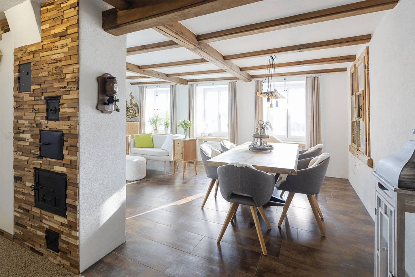 Miracle d'espace avec jardin et possibilités diverses - Photo 1 sur 1