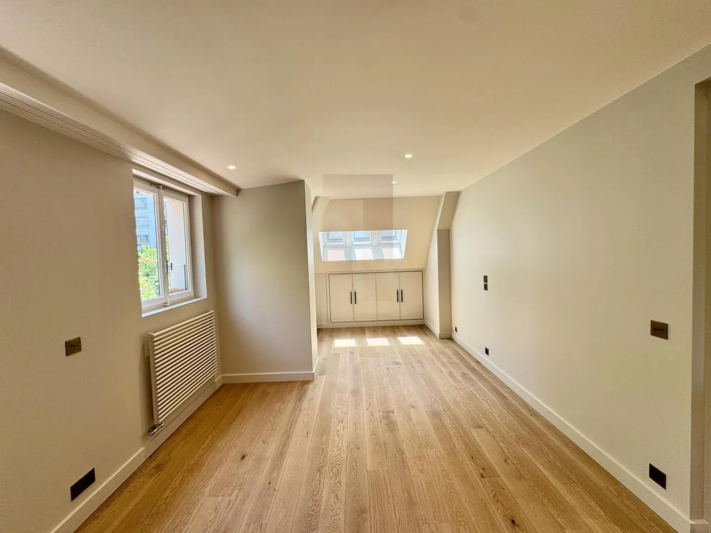 Luxurious renovated villa near the International School - Photo 7 of 11