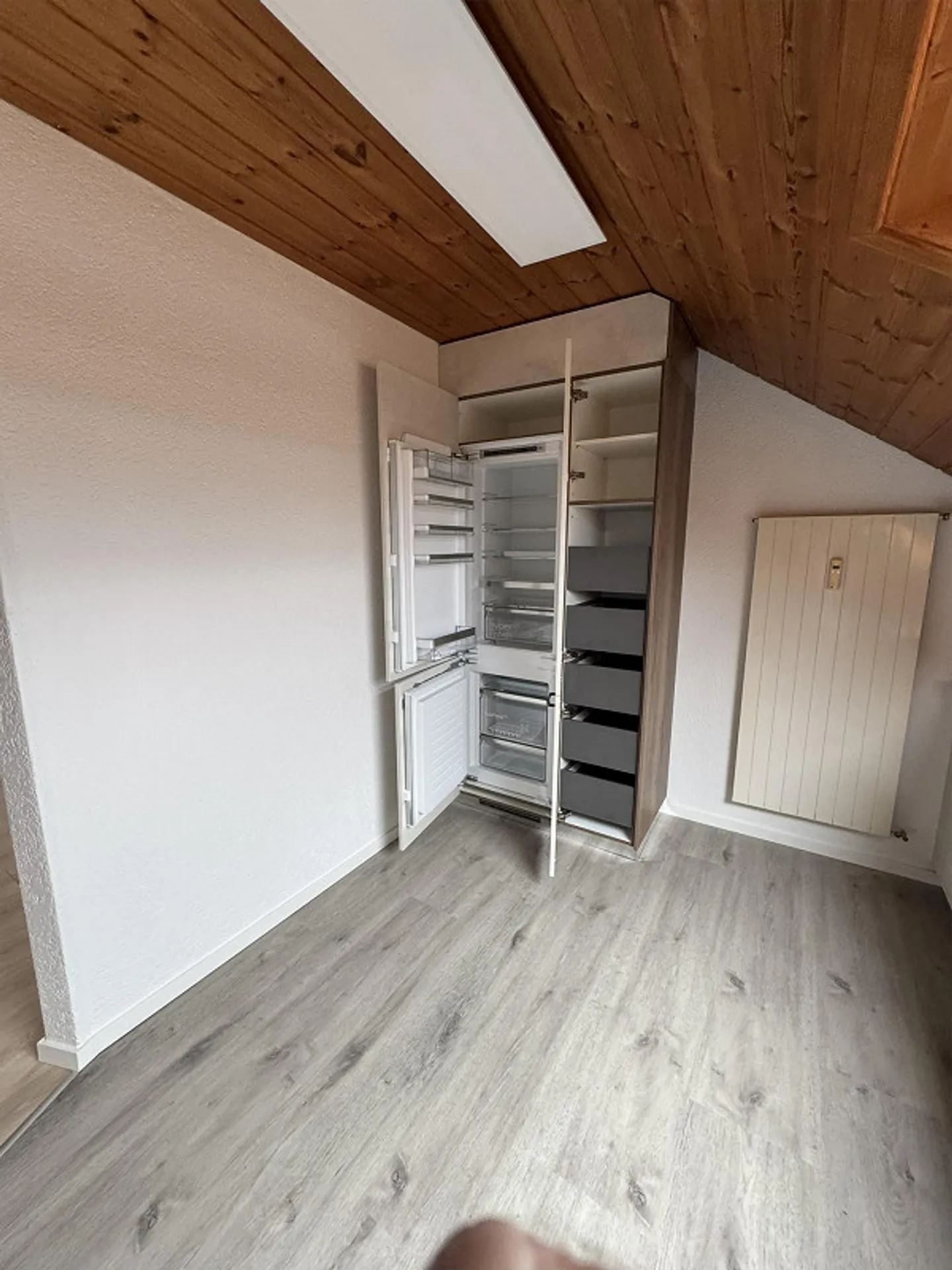 Beautiful Attic Apartment - Photo 11 of 13