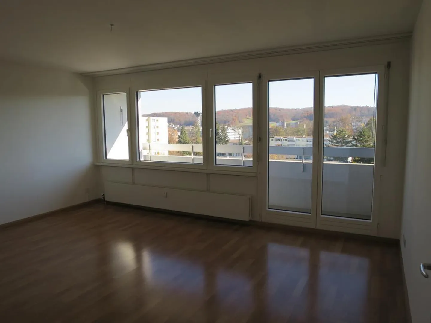 Bell'appartamento di 3 stanze in un quartiere tranquillo - Foto 5 di 9