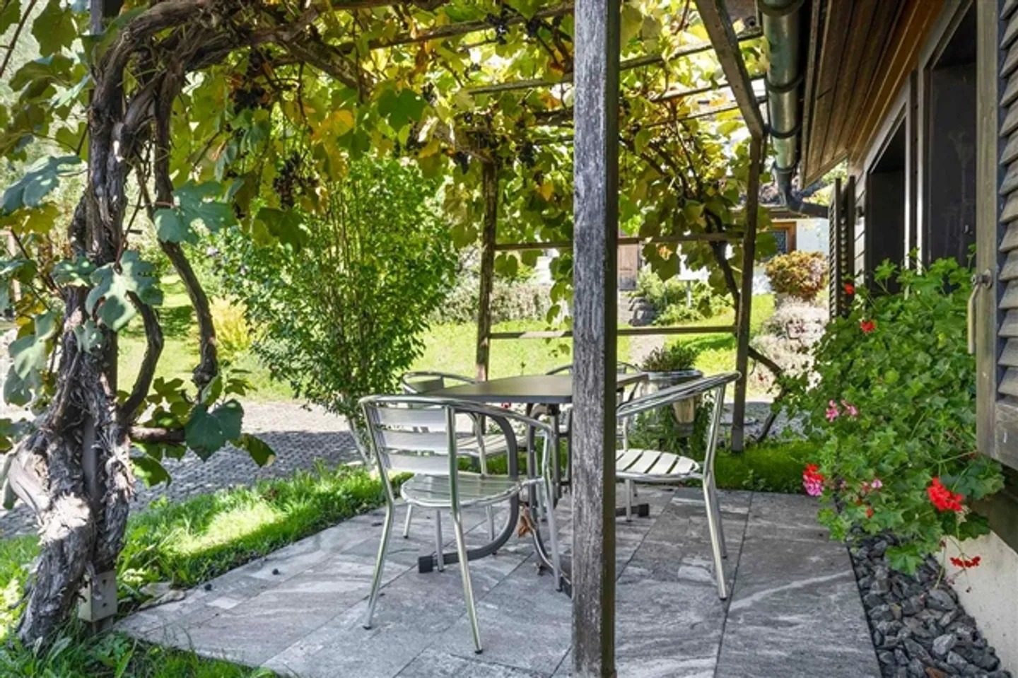 1 Room apartment - Photo 2 of 9