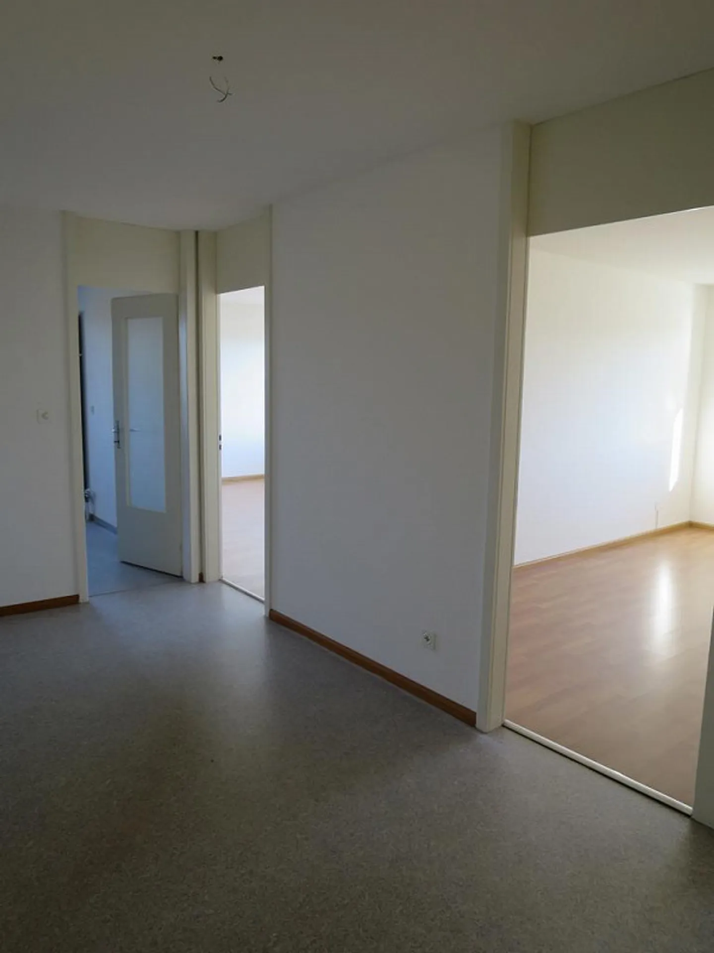 Bell'appartamento di 3 stanze in un quartiere tranquillo - Foto 6 di 9
