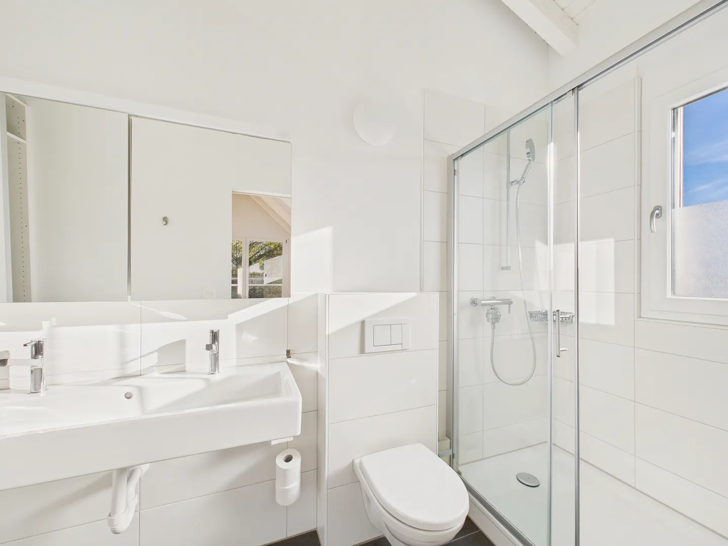 Stepped house for rent - Photo 11 of 13