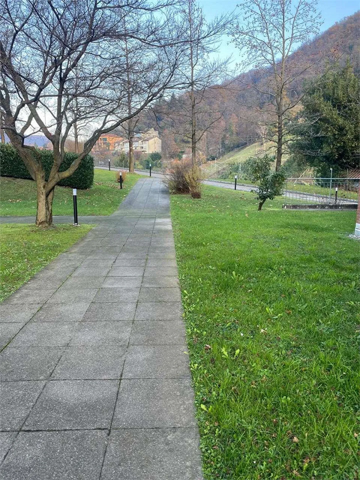 Appartamento moderno a Rovio - Foto 2 di 13