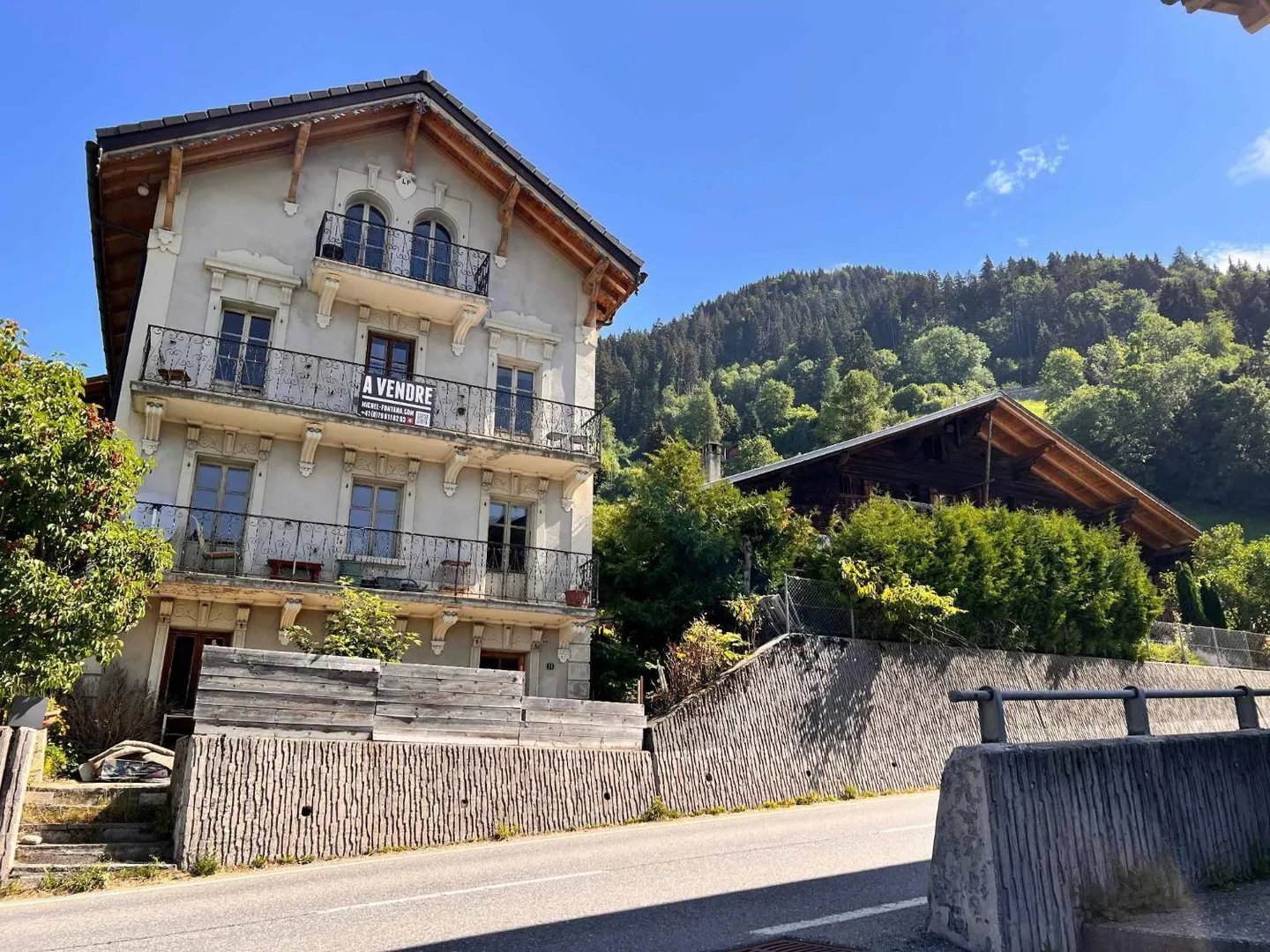Edificio residenziale - Foto 3 di 12