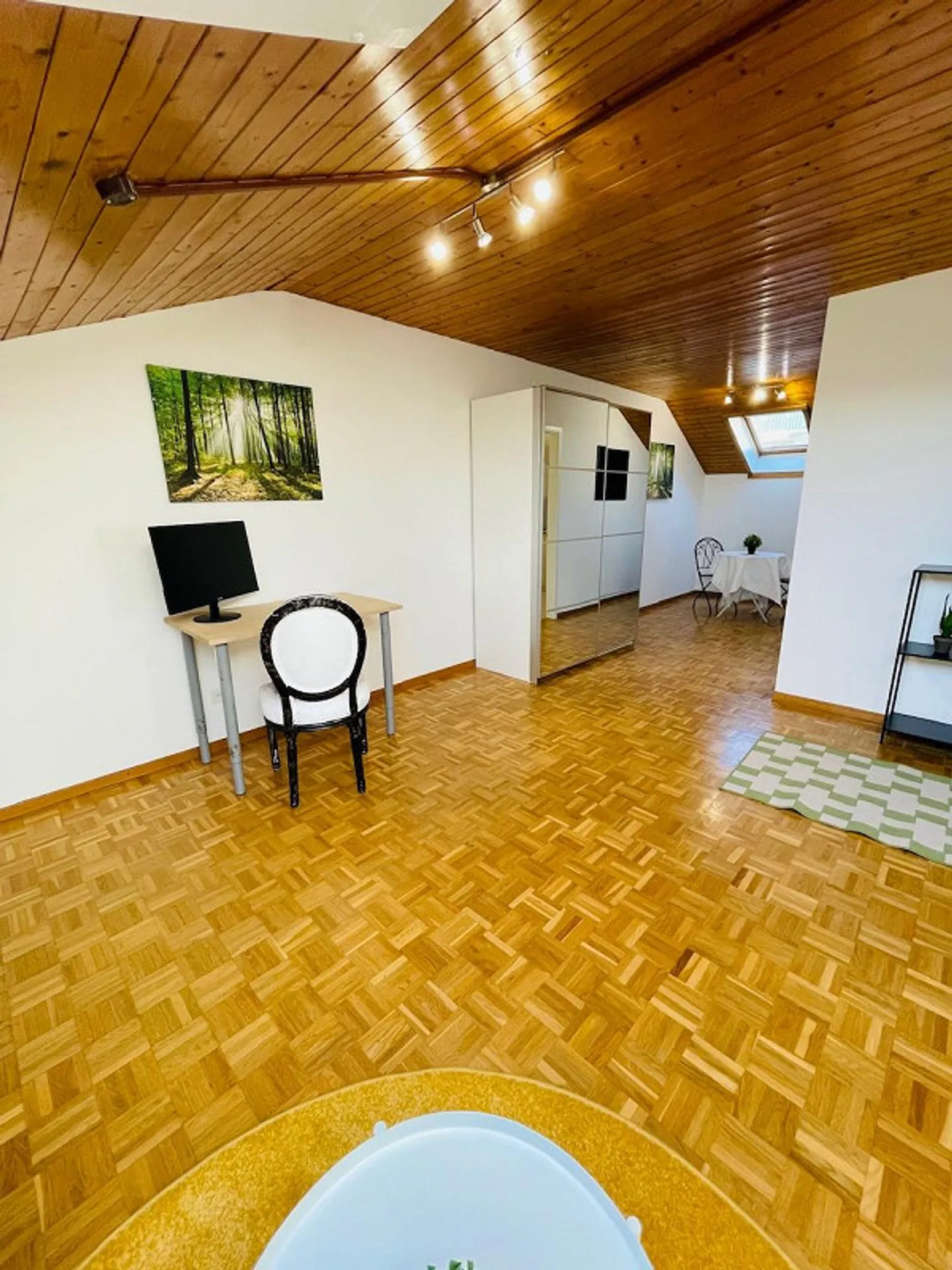 Bright 1.5 room apartment with washing machine - Photo 10 of 14