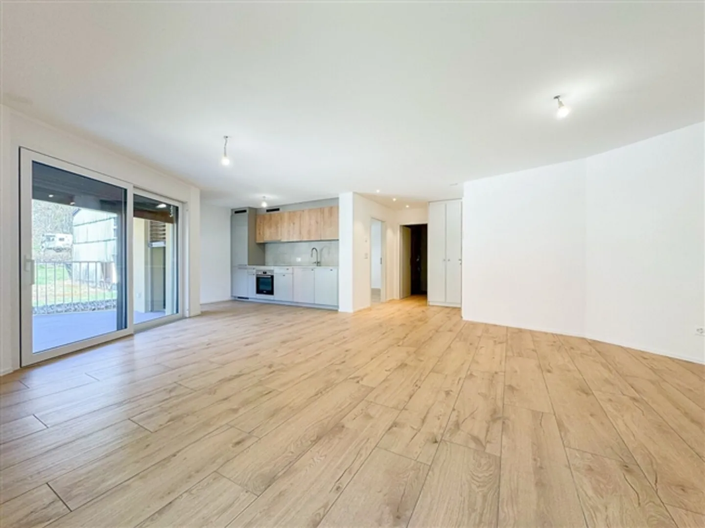 «Neue 2.5 Zimmer-Eigentumswohnung mit Balkon
Pernod-Kampagne, Los B7» - Foto 3 von 13