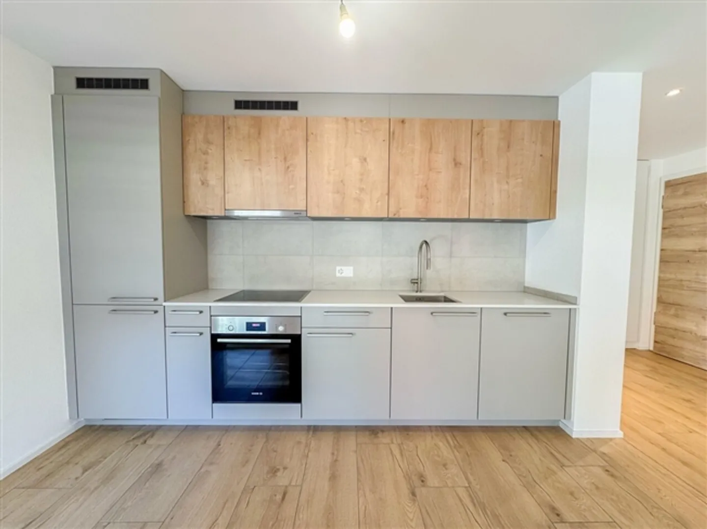 «Neue 2.5 Zimmer-Eigentumswohnung mit Balkon
Pernod-Kampagne, Los B7» - Foto 4 von 13