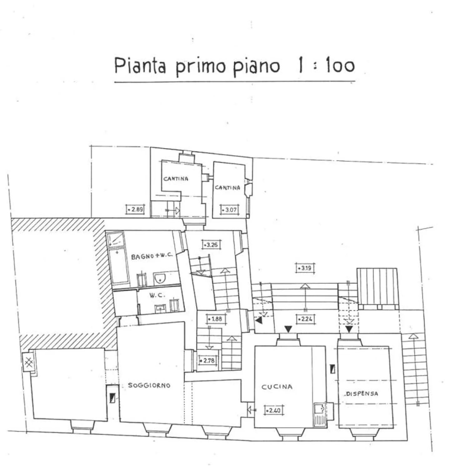 Grande casa di 12 camere da ristrutturare - Foto 11 di 12