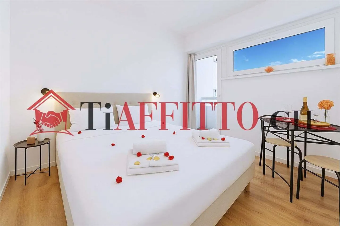 STUDIO FONCTIONNEL AVEC BALCON À MOLINO NUOVO - Photo 2 sur 7