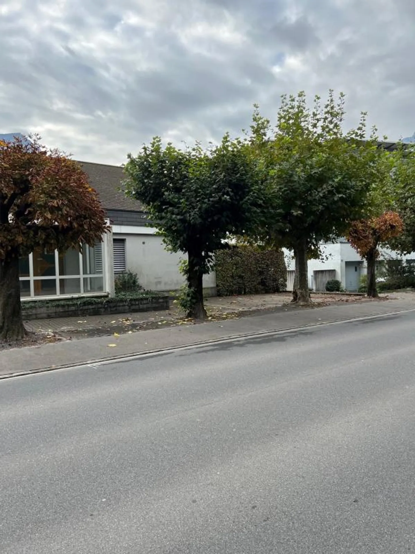 Parking spaces for rent in a central location - Photo 1 of 5