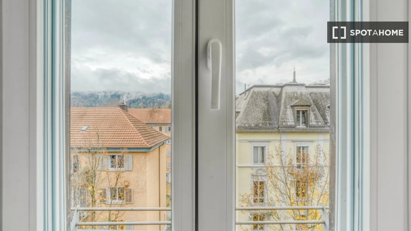 Discover, visit and rent your new home online with full confidence. - Photo 1 of 16