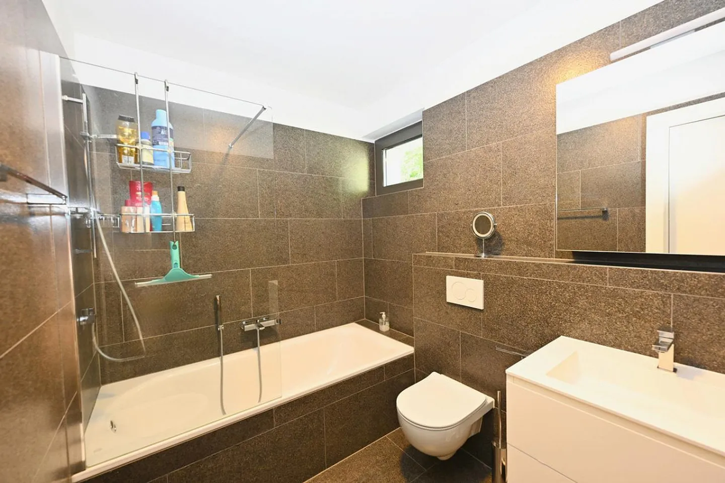 Appartamento raffinato con vista sul lago, perfetto come casa vacanze - Foto 16 di 19