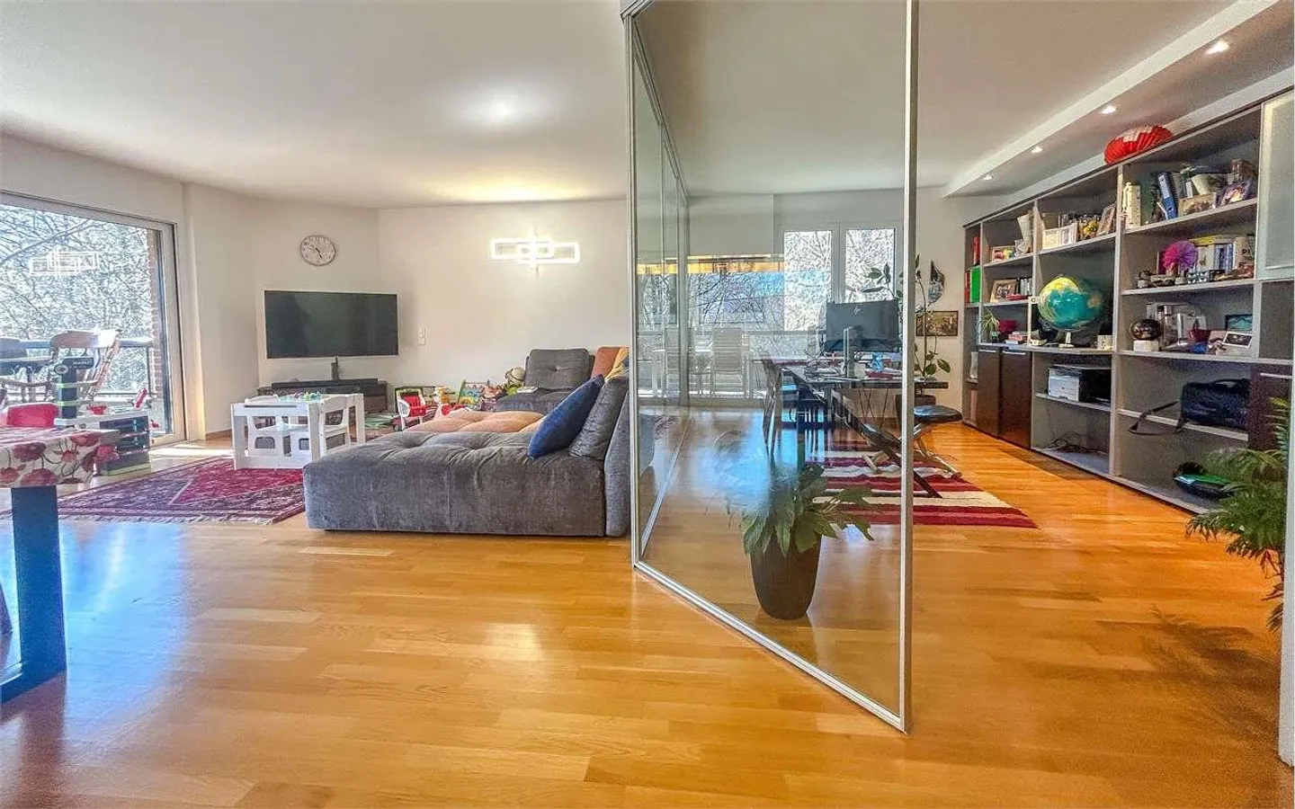 DACHGESCHOSSWOHNUNG 4,5 ZIMMER - Foto 1 von 13