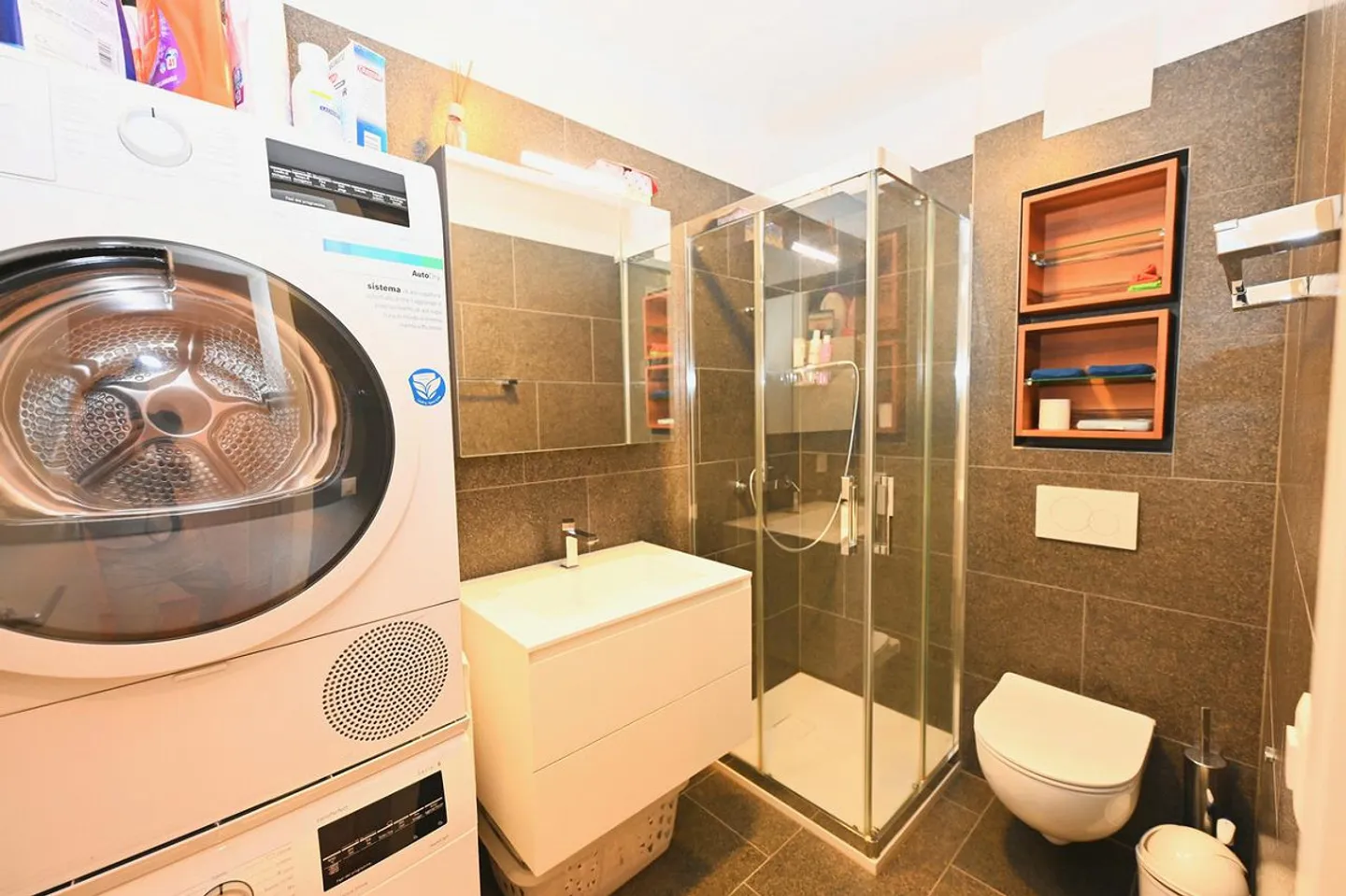 Appartamento raffinato con vista sul lago, perfetto come casa vacanze - Foto 18 di 19