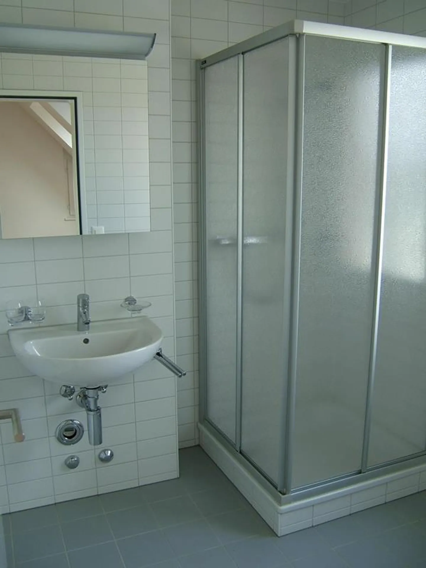 Modernes Apartment mit Balkonen - Foto 7 von 8