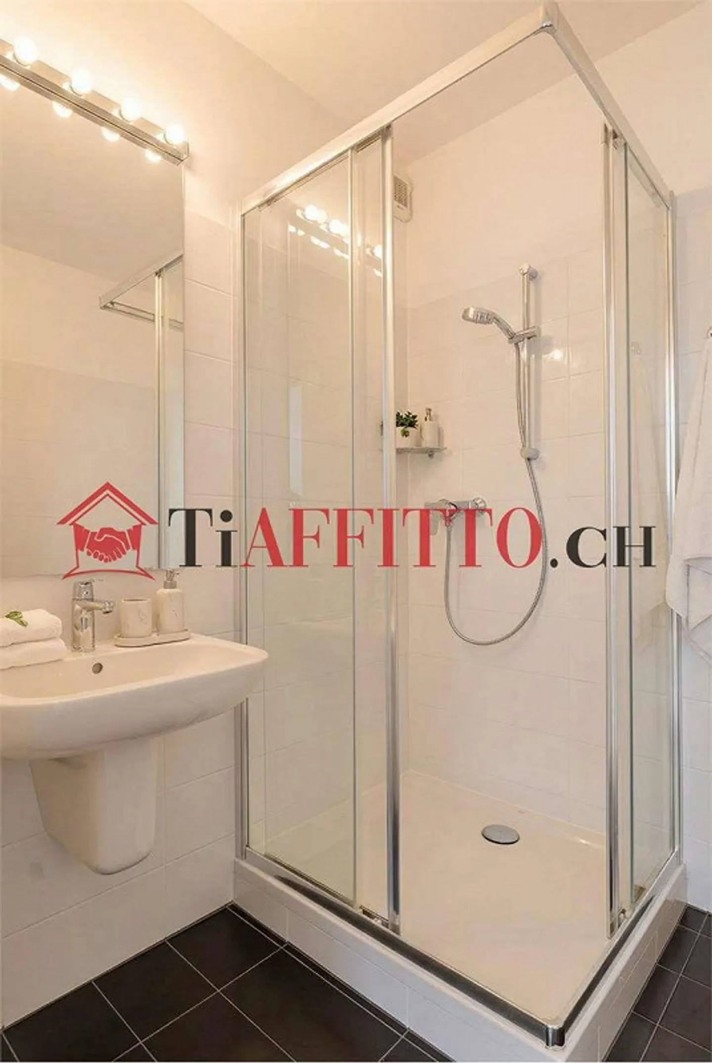 STUDIO FONCTIONNEL À VIGANELLO - PRÈS DE L'UNIVERSITÉ - Photo 5 sur 6