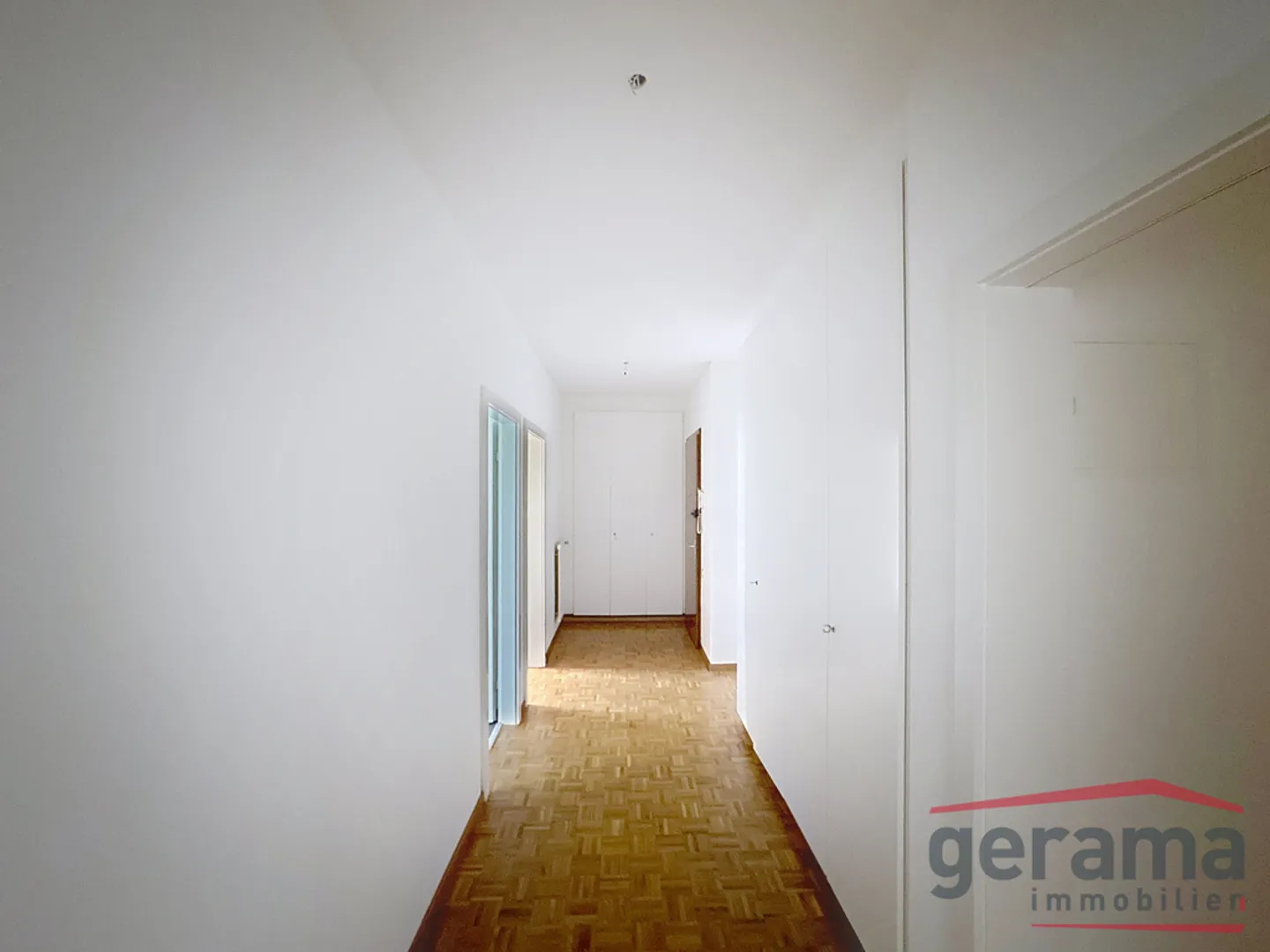 Schöne 5,5-Zimmer-Wohnung im Erdgeschoss in Fribourg - Foto 9 von 10