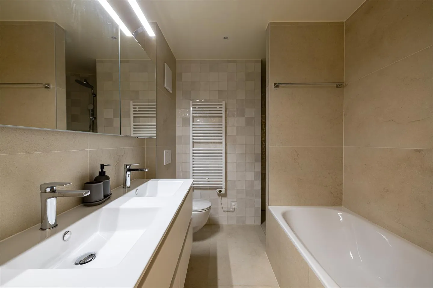Wunderschöne 4-Zimmer-Wohnung in Versoix mit Seeblick - Foto 8 von 10