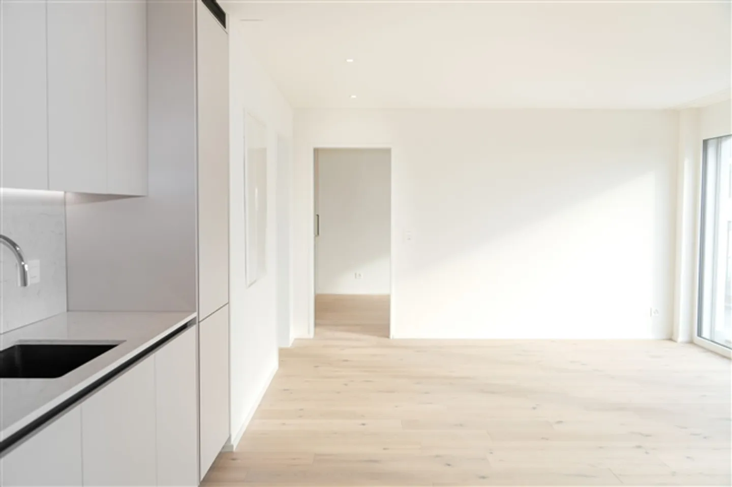 Appartement lumineux 2.5 pièces avec terrasse - Photo 6 sur 12