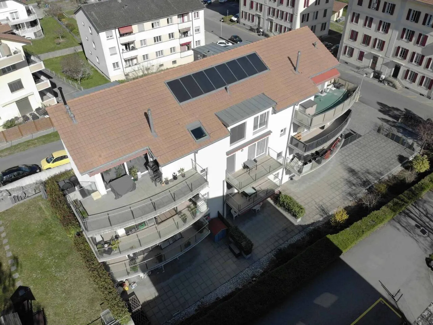 Magnificent duplex in the attic with large balcony, just steps from the city center, sold rented - Photo 9 of 11