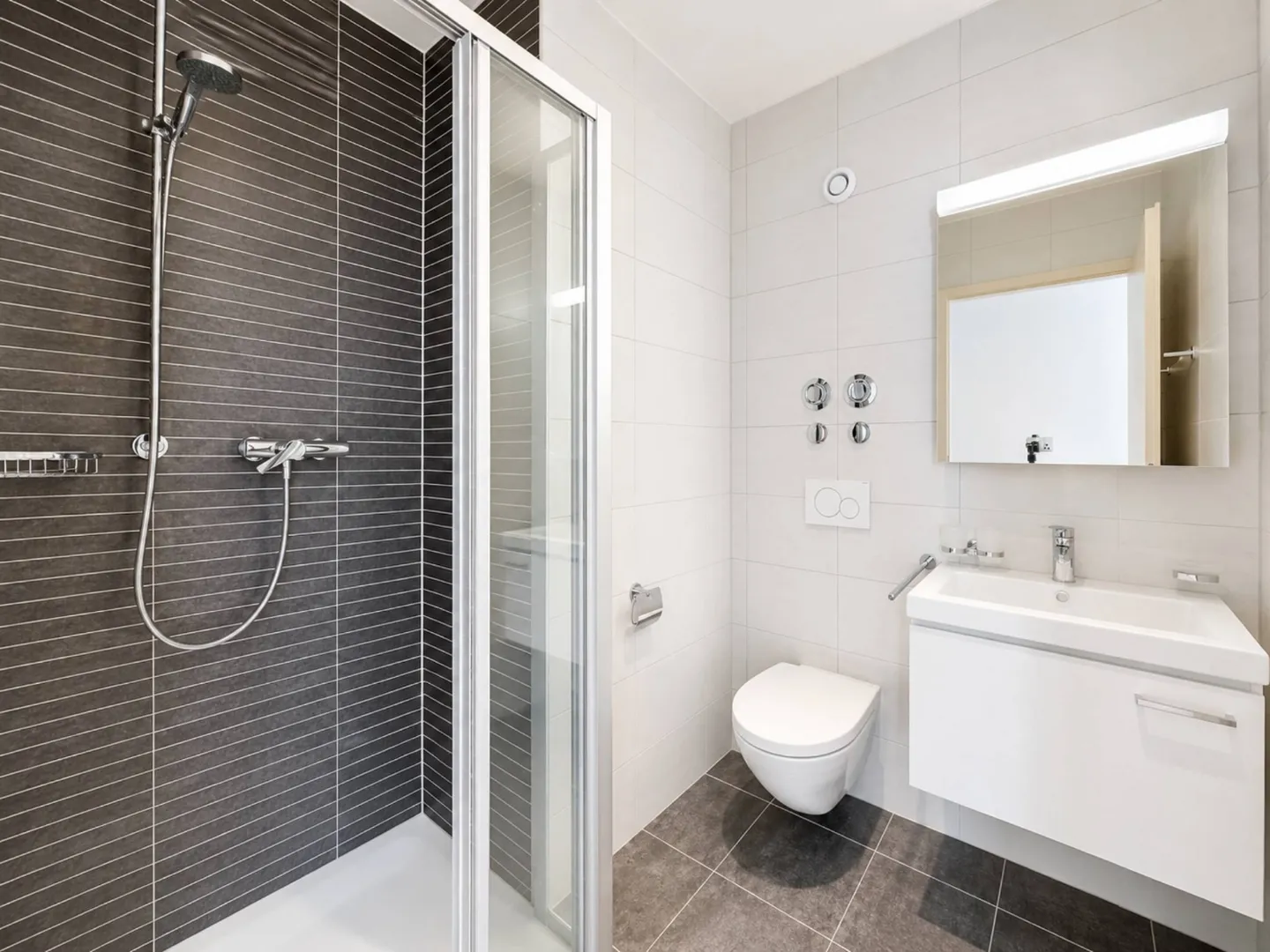 Appartamento di 4,5 locali Minergie con balcone di 20 m² - Foto 6 di 10