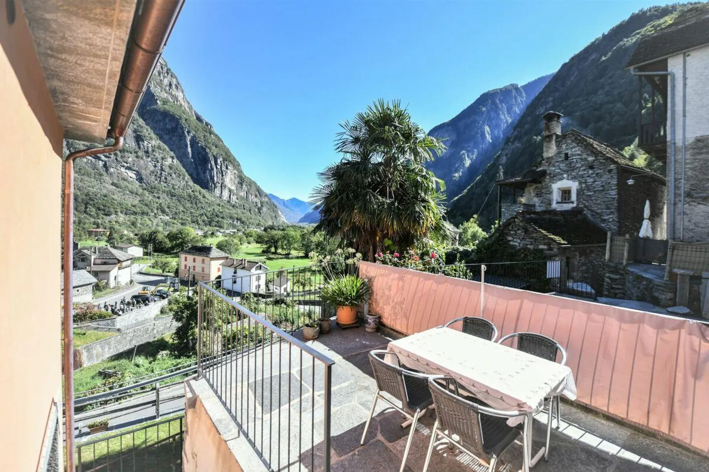 Casa a Cevio con giardino privato - Foto 9 di 9