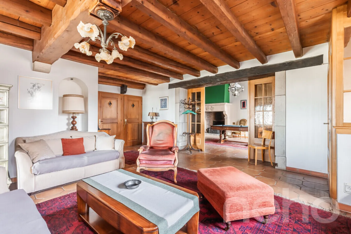 Schönes Dorfhaus mit unabhängigem Apartment - Foto 2 von 13