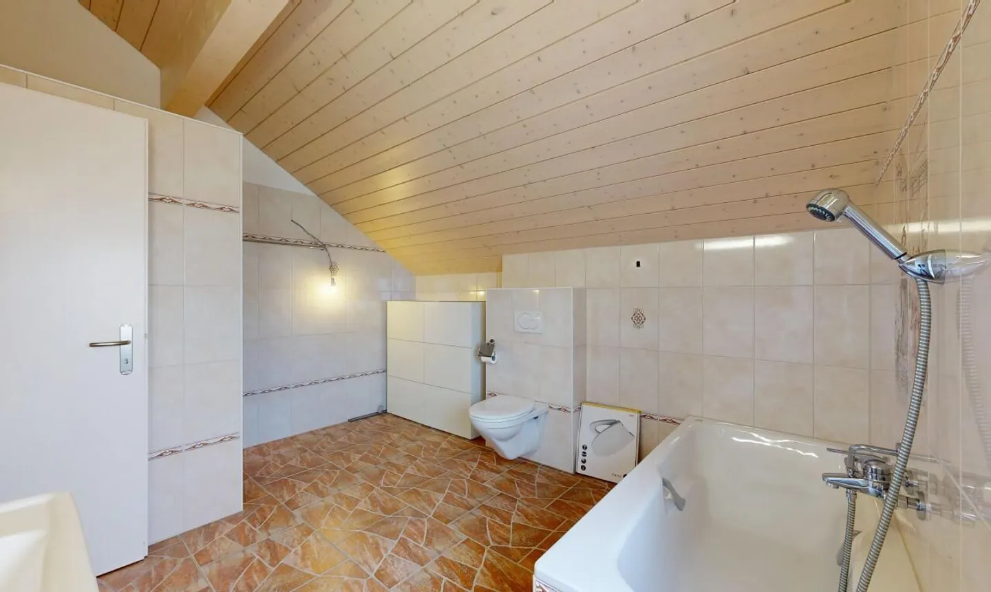 Spazioso duplex ristrutturato di 160 m² nel cuore del villaggio di Riddes - Foto 9 di 11