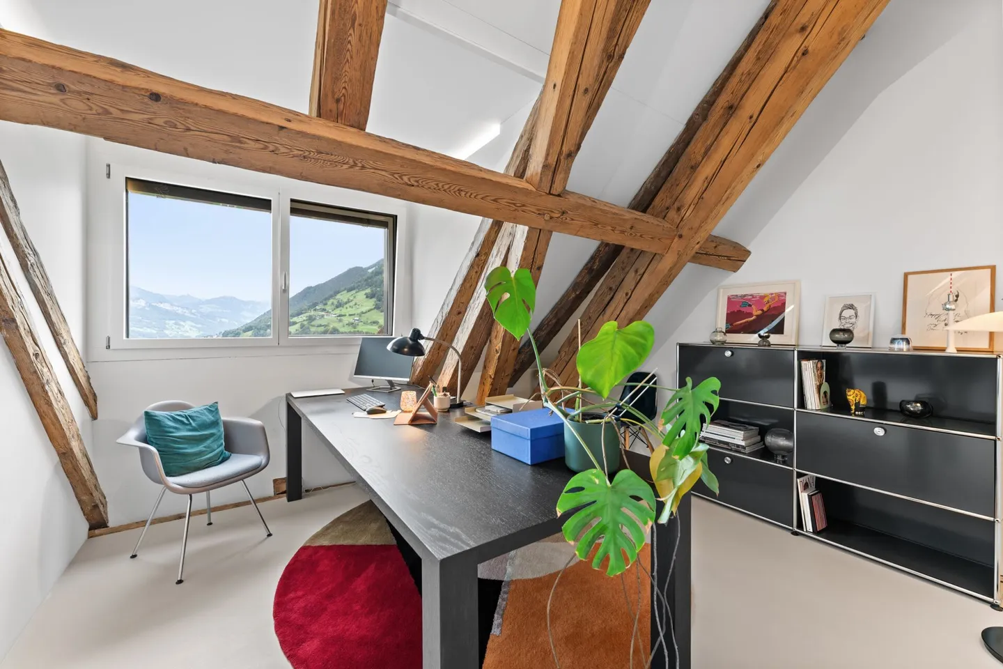 Appartamento attico elegante con vista sui Mythen, sul lago e sul verde lussureggiante - Foto 14 di 17