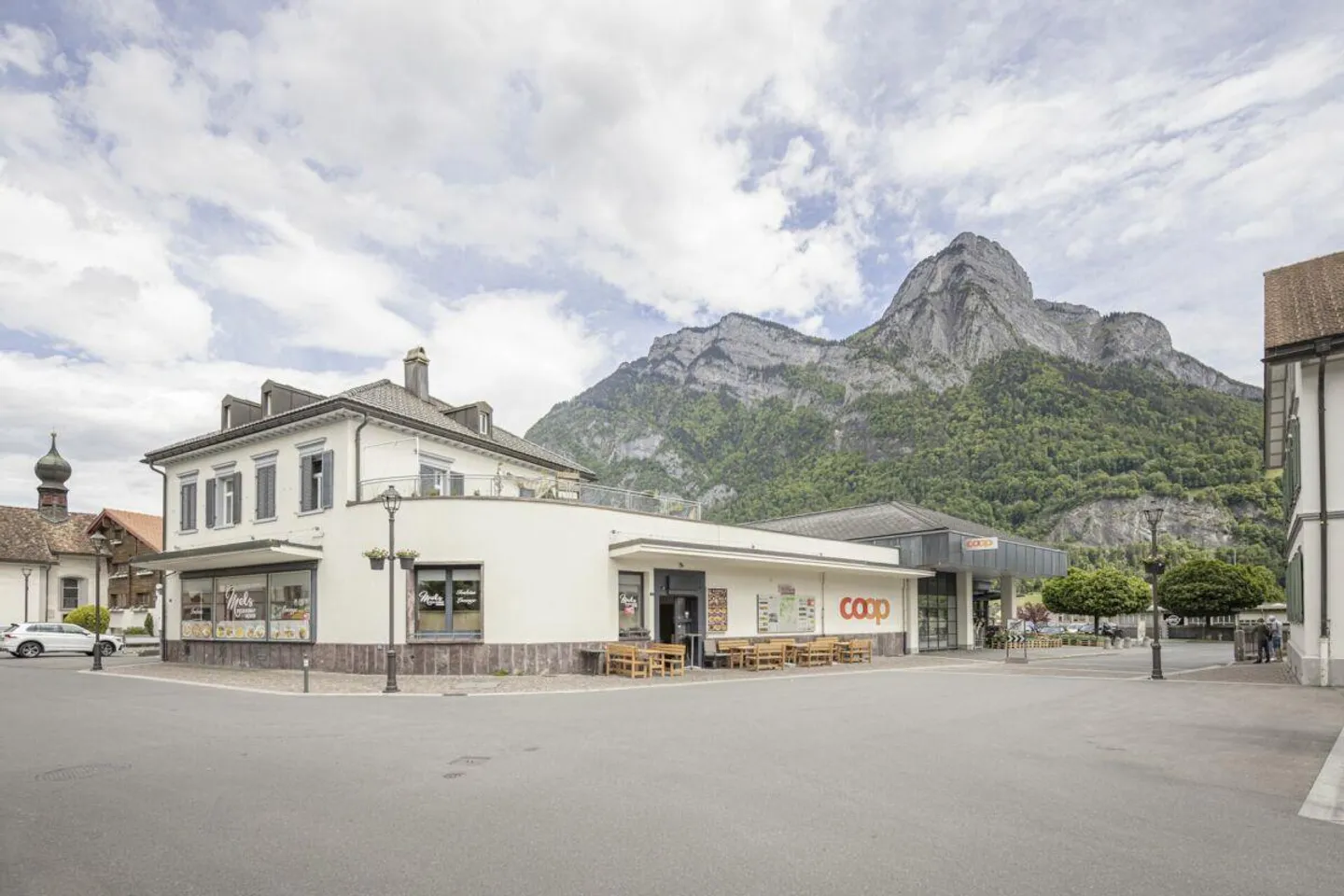 Espace commercial attrayant au centre - utilisation flexible - Photo 1 sur 9