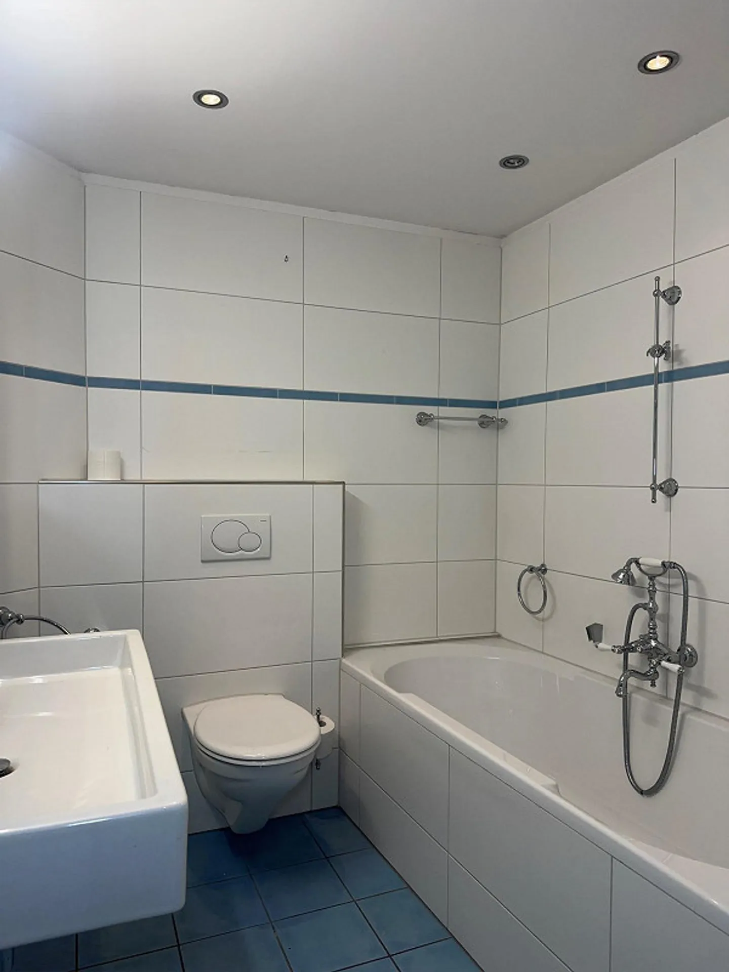 Exclusive 4.5-room penthouse apartment with large terrace in the center ... - Photo 6 of 12