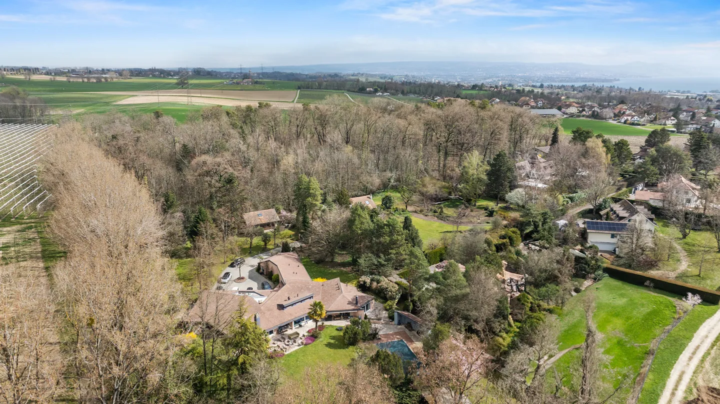 Magnifique propriété d'architecte avec piscine à Lussy sur Morges - Photo 15 sur 15