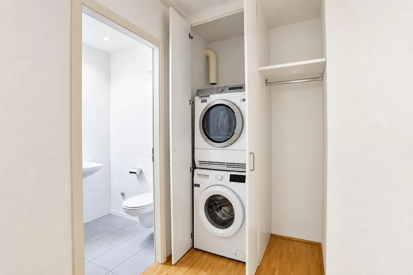 Appartement attrayant et spacieux de 3,5 pièces près de la gare SBB - Photo 5 sur 7