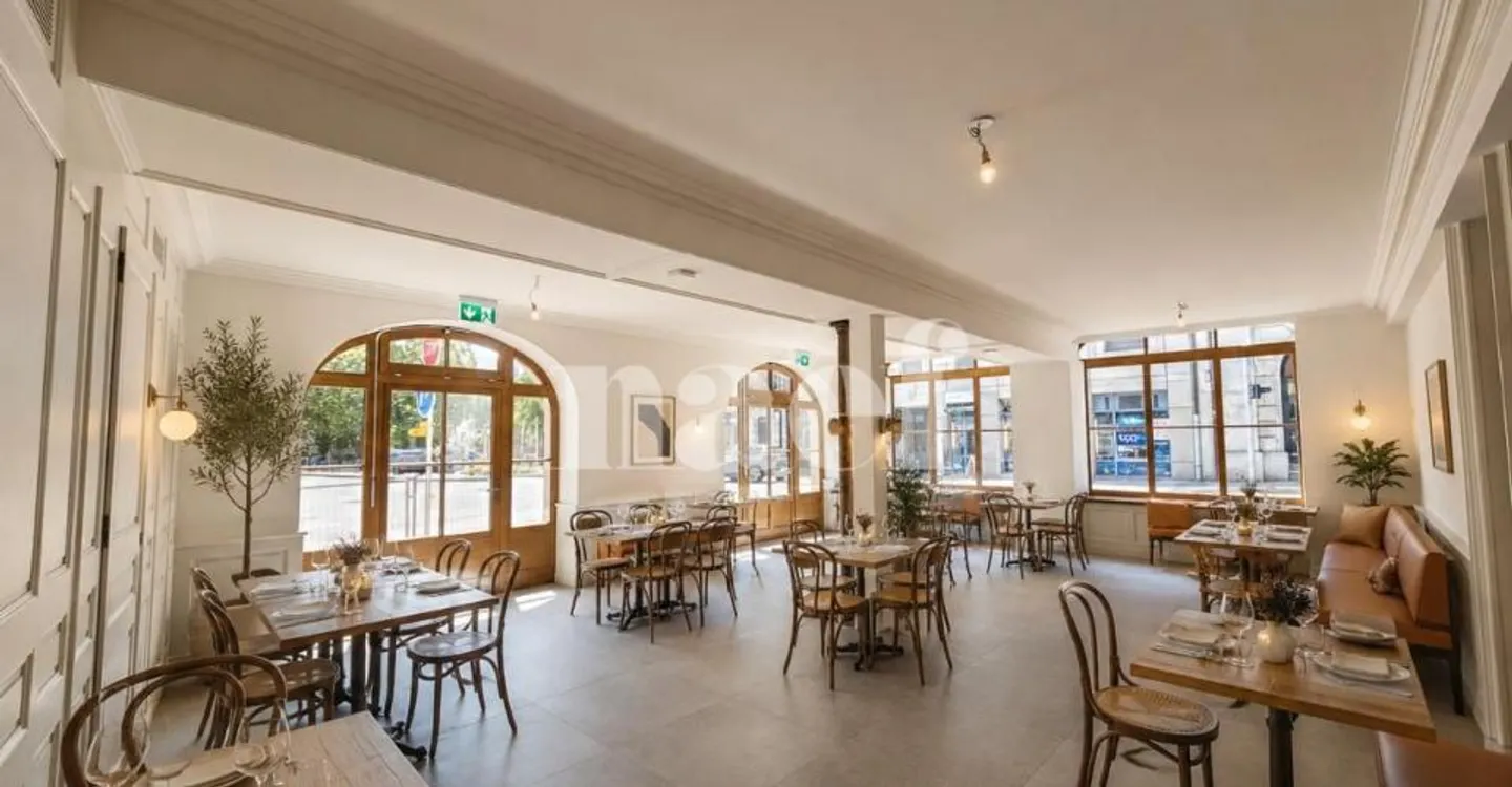 Café de la Fontaine - Foto 1 di 11