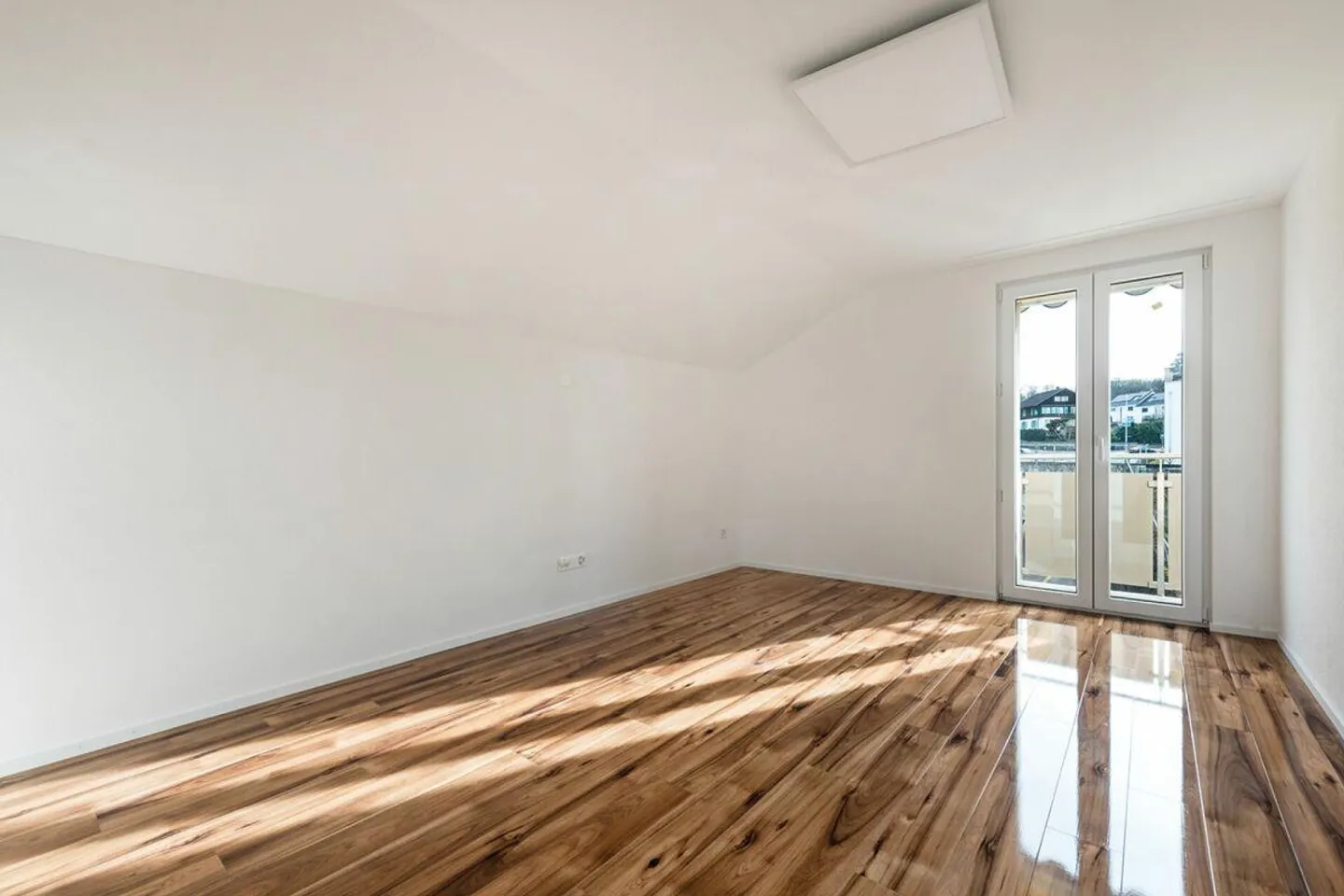 2.5-room apartment in first occupancy with lake view - Photo 5 of 13