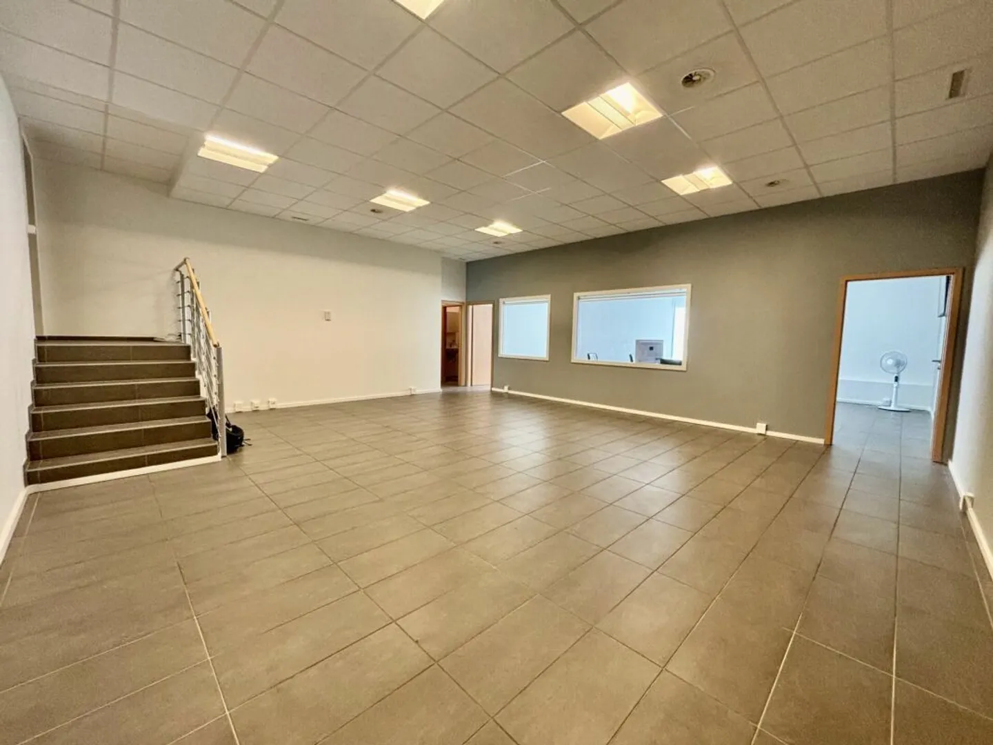 Gewerbefläche im Zentrum Lausanne - Foto 2 von 6