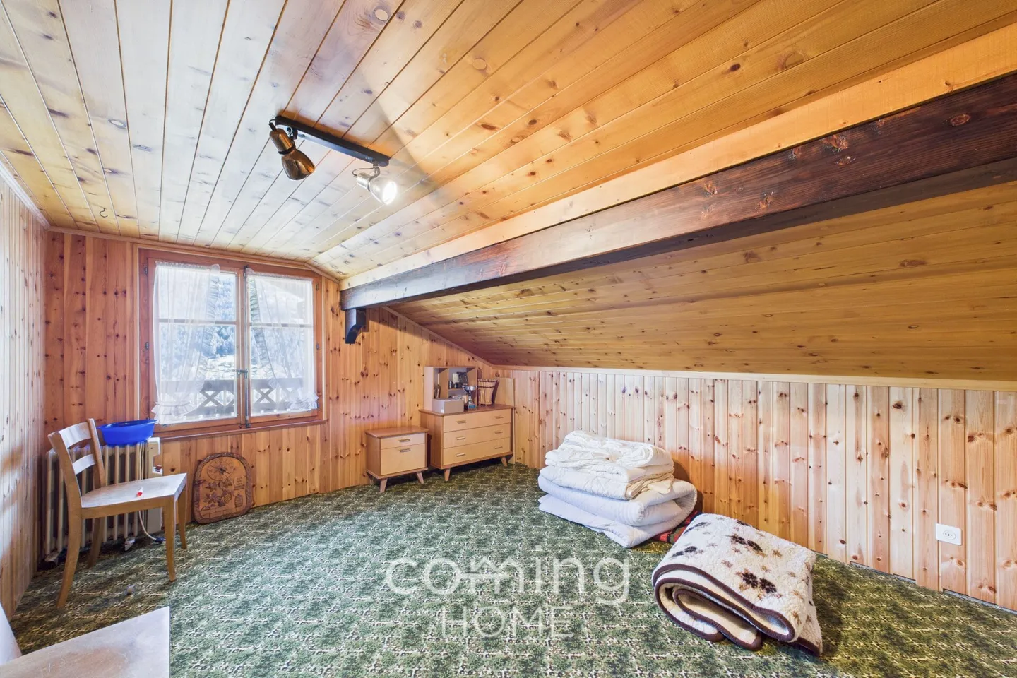 Appartamento di 3,5 stanze a Embd con due stanze in soffitta - Foto 9 di 14