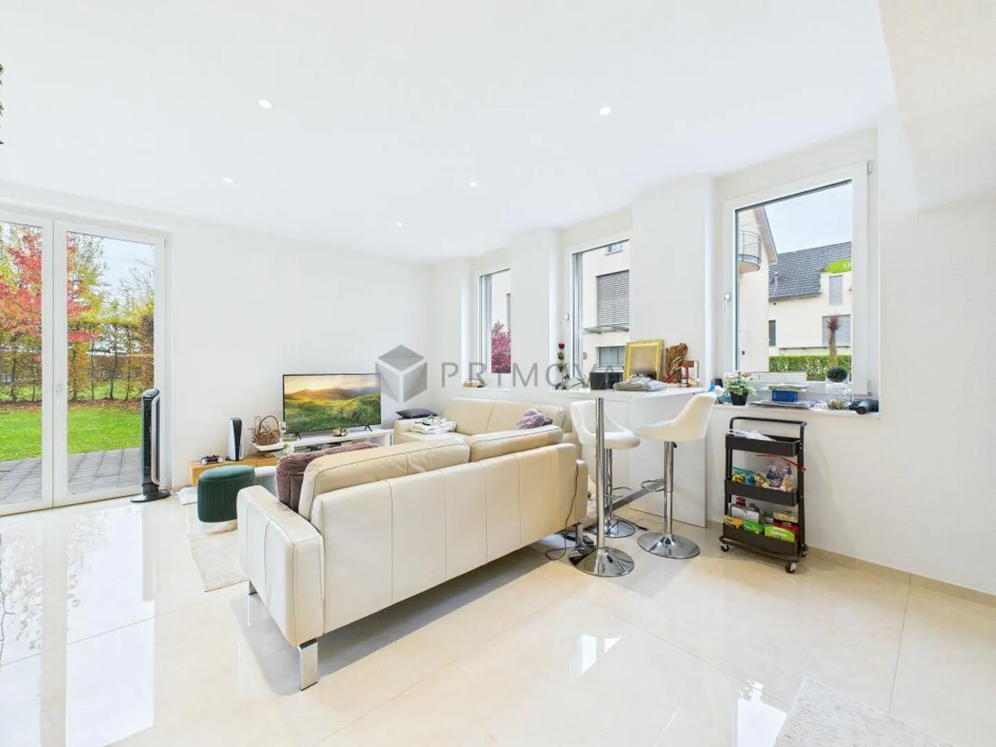 Clever investing or comfortable living - furnished studio with ... - Photo 3 of 6