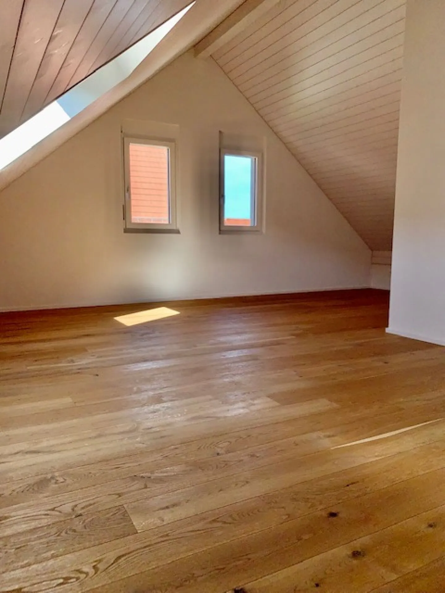 Doppeleinfamilienhaus mit Garten! - Foto 5 von 10