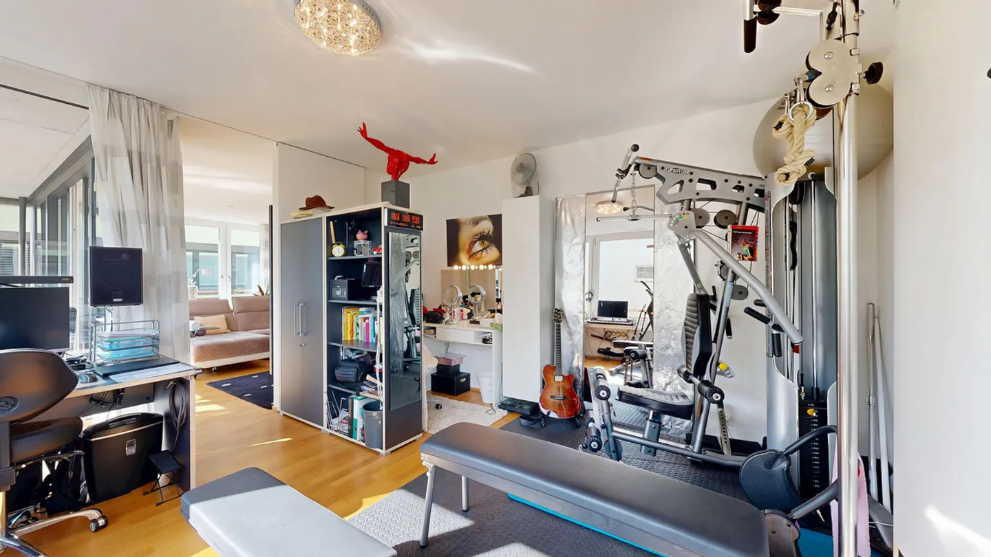 Modern 3.5-room apartment in building rights with parking space - Photo 12 of 15