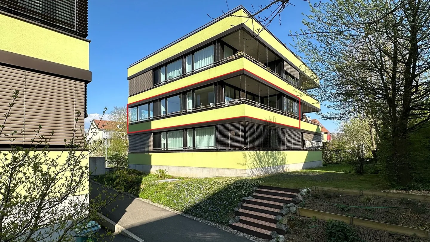 Modern 3.5-room apartment in building rights with parking space - Photo 14 of 15