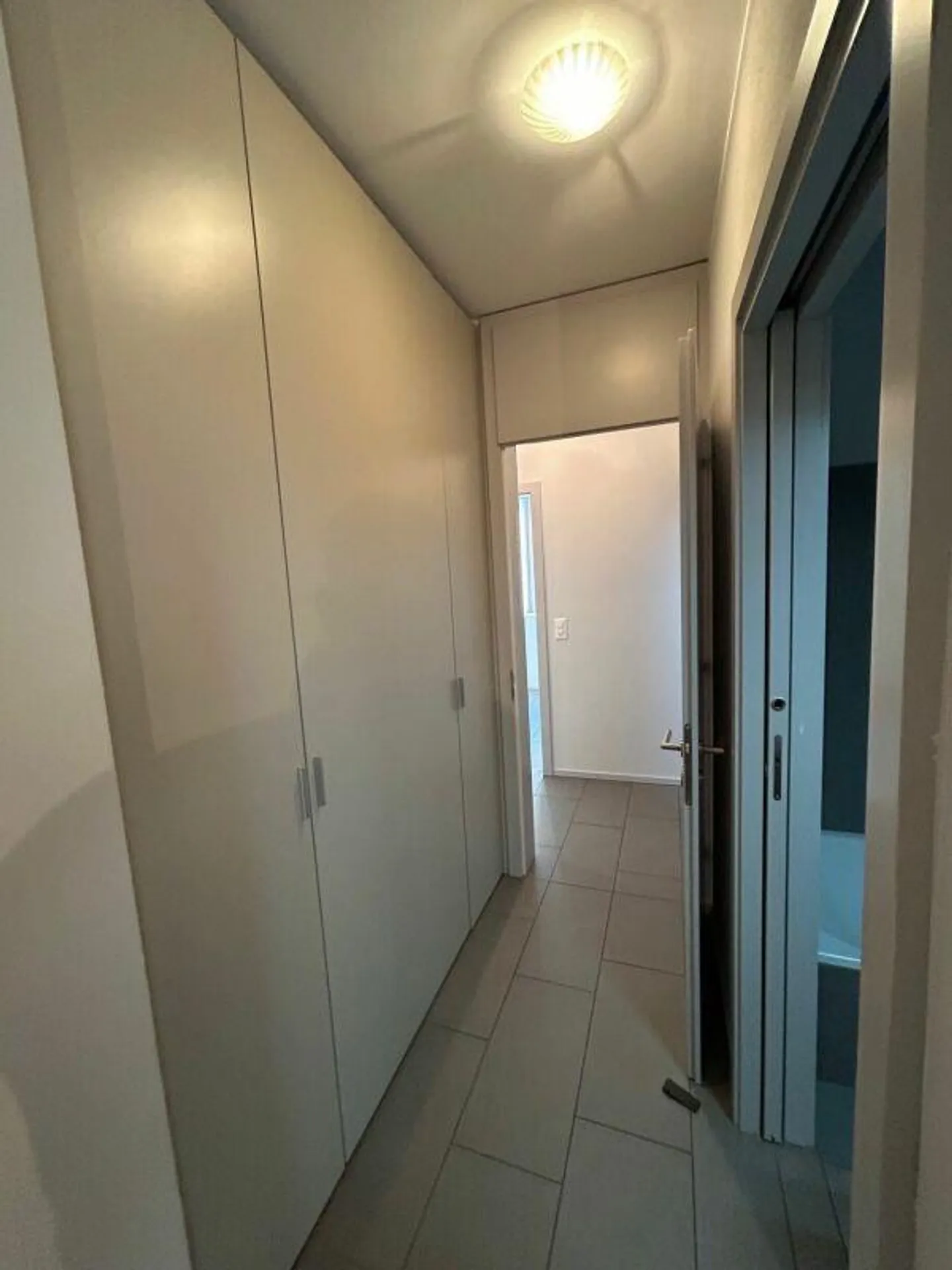 Appartement récemment rénové - Photo 7 sur 10