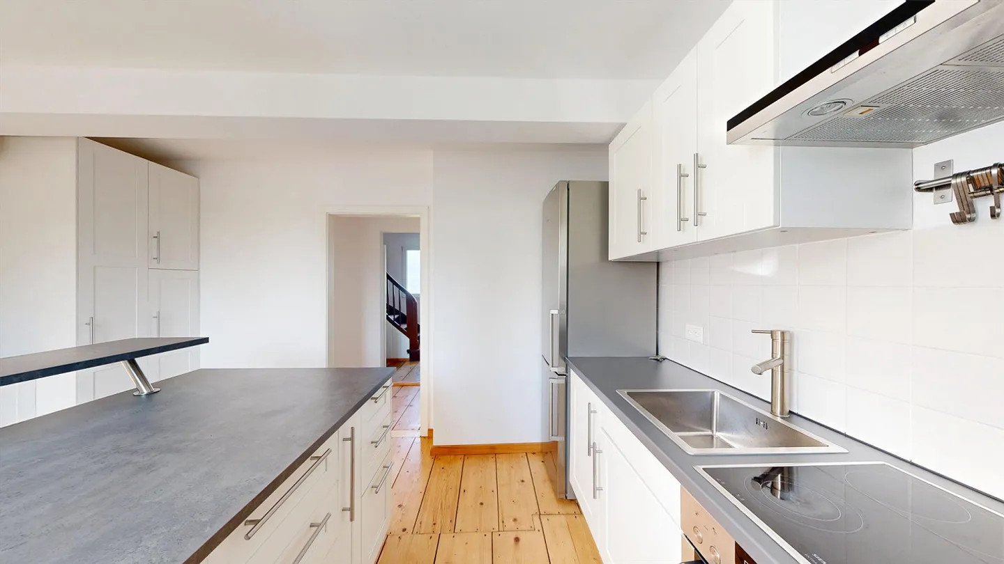 Casa bifamiliare con spazio per la famiglia - Foto 4 di 11