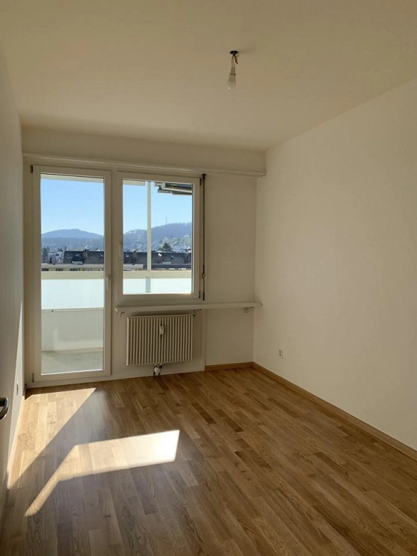 Appartement central avec vue - Photo 4 sur 10