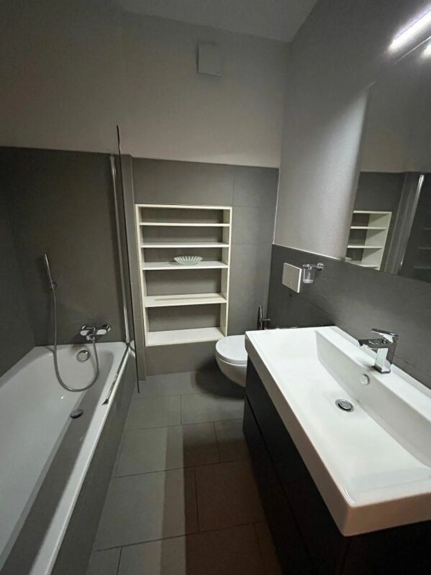 Appartement récemment rénové - Photo 8 sur 10