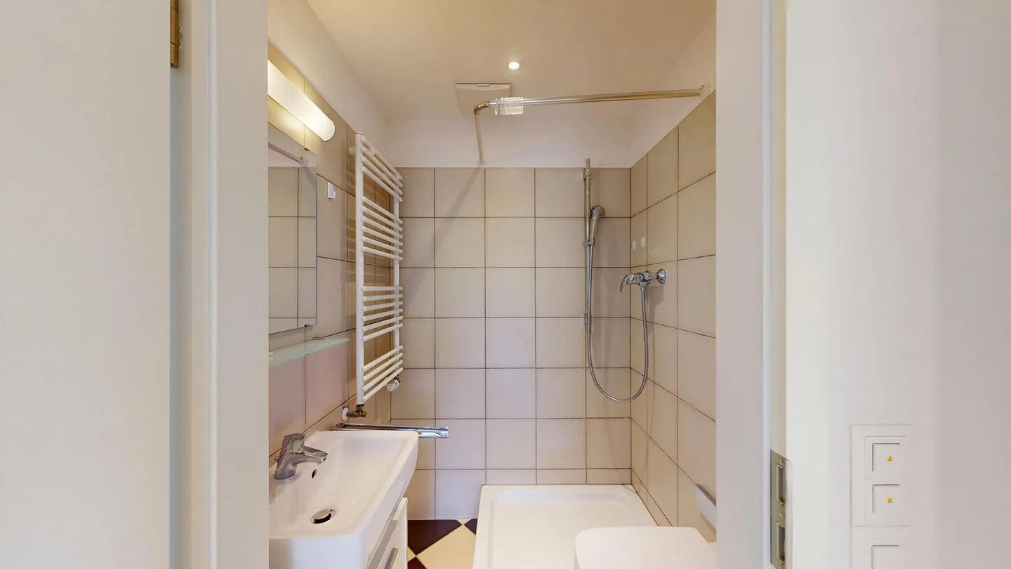 Casa bifamiliare con spazio per la famiglia - Foto 7 di 11