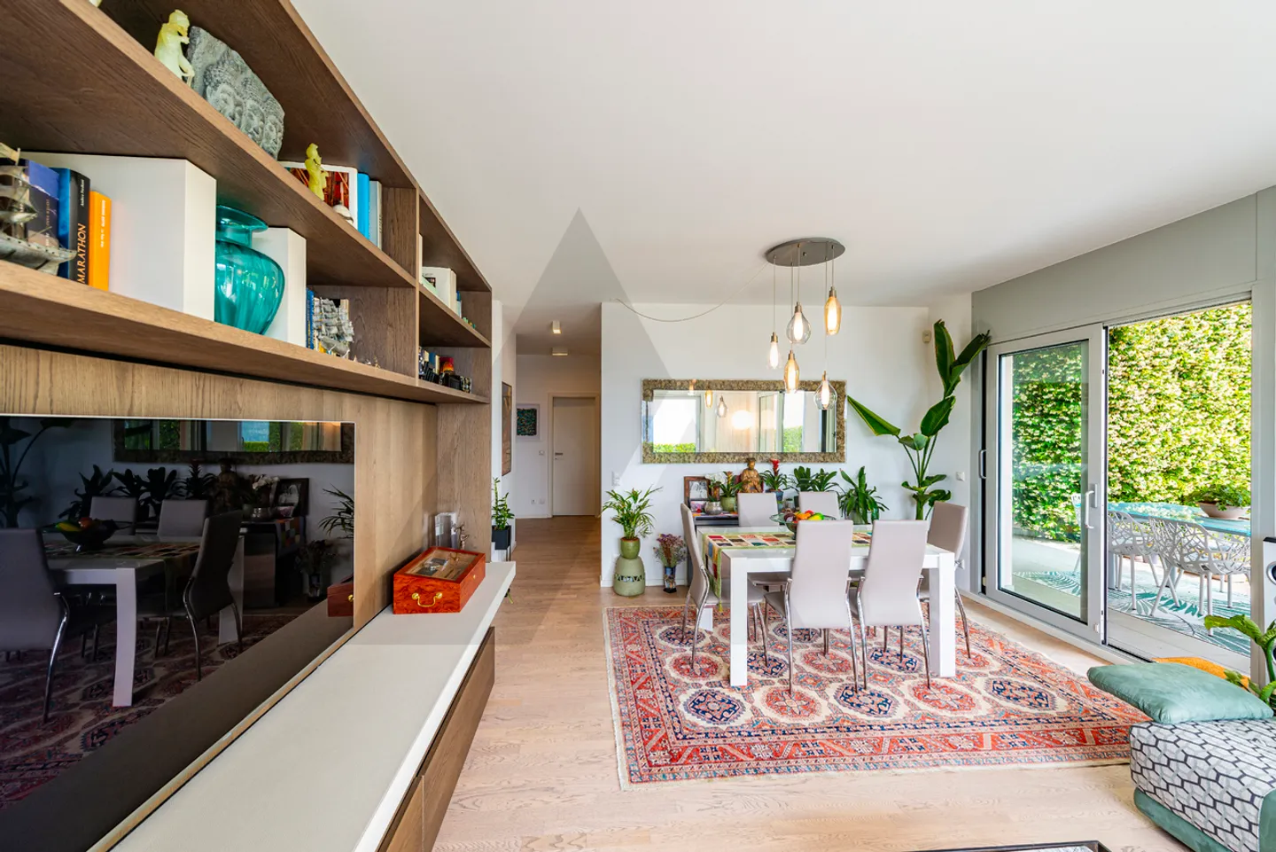 APARTMENT WITH PRIVATE GARDEN AND COMMUNITY POOL - Photo 10 of 19