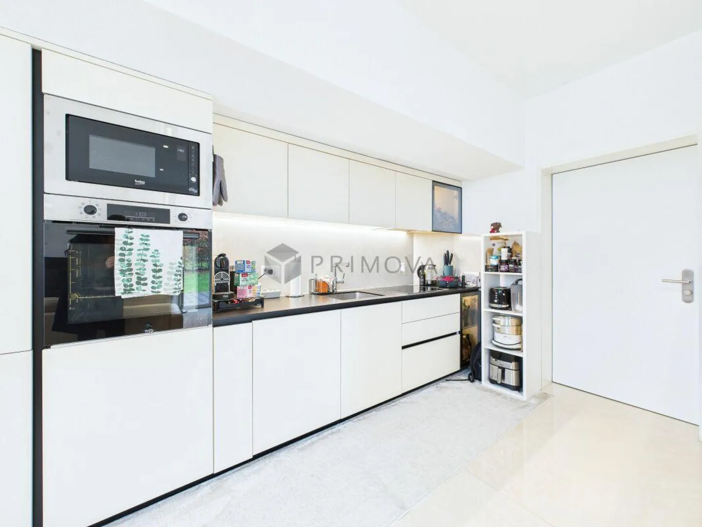 Clever investing or comfortable living - furnished studio with ... - Photo 4 of 6